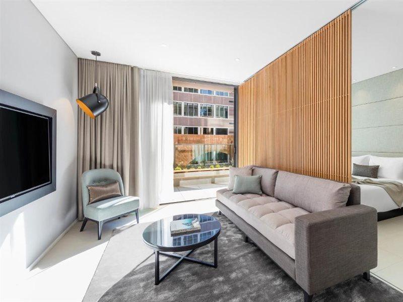 Skye Suites Sidney Dış mekan fotoğraf A suite at the hotel